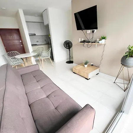 Moderno Apto A Pasos De La Playa Apartamento Cartagena