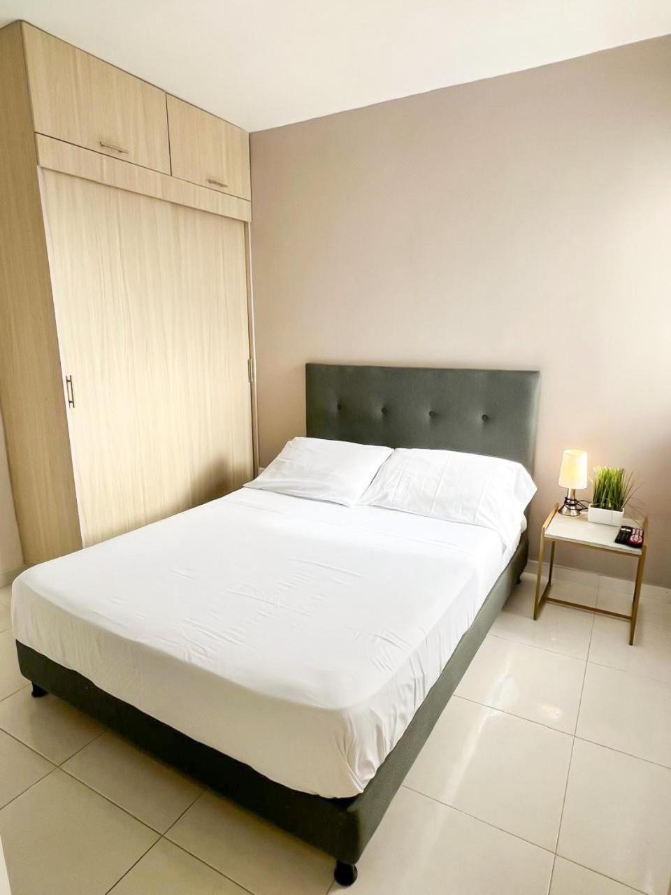 Apartamento Moderno Apto A Pasos De La Playa Cartagena